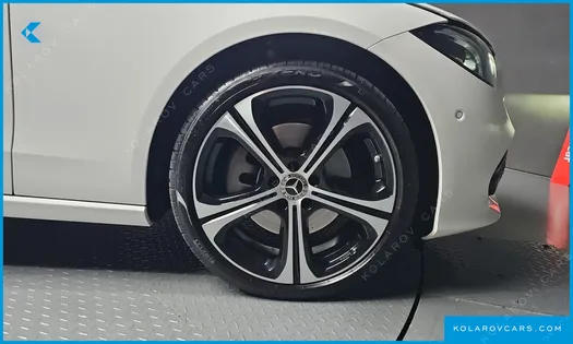 MERCEDES C-CLASS C300 4MATIC AVANTGARDE