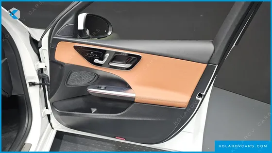MERCEDES C-CLASS C300 4MATIC AVANTGARDE