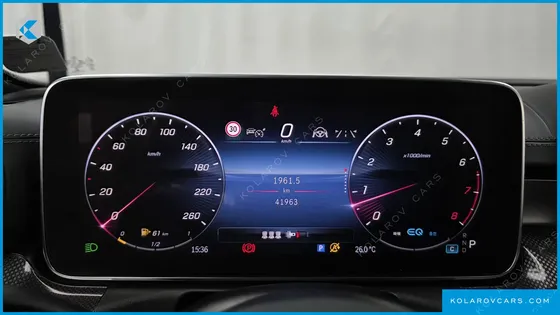 MERCEDES C-CLASS C300 AMG LINE