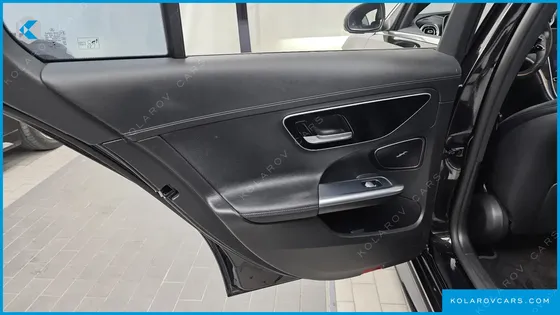 MERCEDES C-CLASS C300 AMG LINE