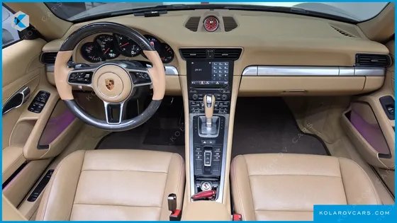 PORSCHE 911 CARRERA 4 CABRIOLET