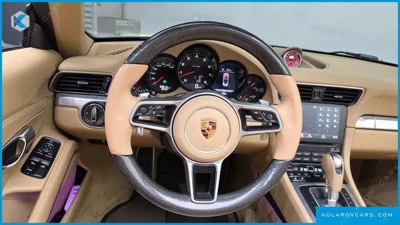 PORSCHE 911 CARRERA 4 CABRIOLET
