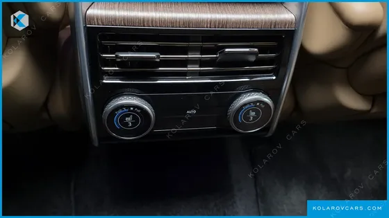 LAND ROVER RANGE ROVER P530 AUTOBIOGRAPHY