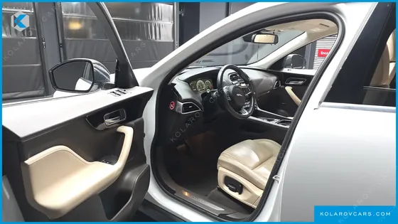 JAGUAR F-PACE 20D PRESTIGE