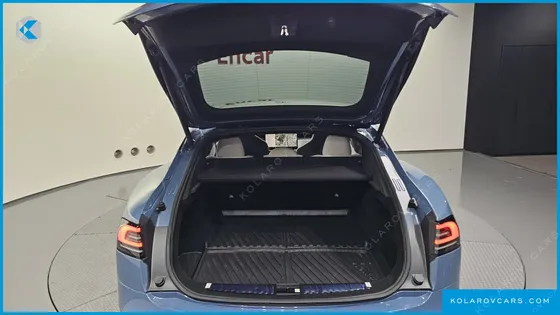 TESLA MODEL S PLAID
