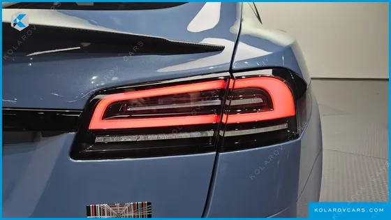 TESLA MODEL S PLAID