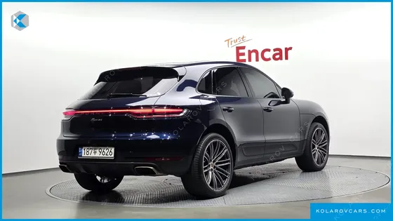 PORSCHE MACAN 2.0
