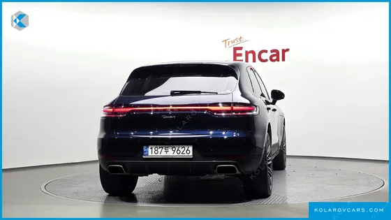 PORSCHE MACAN 2.0