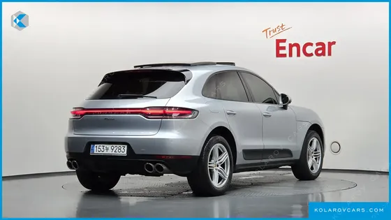 PORSCHE MACAN 2.0