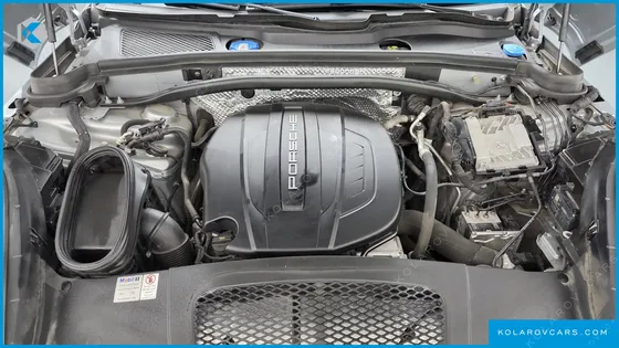 PORSCHE MACAN 2.0