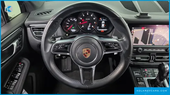 PORSCHE MACAN 2.0
