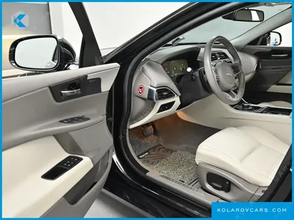 JAGUAR XE 20D PRESTIGE