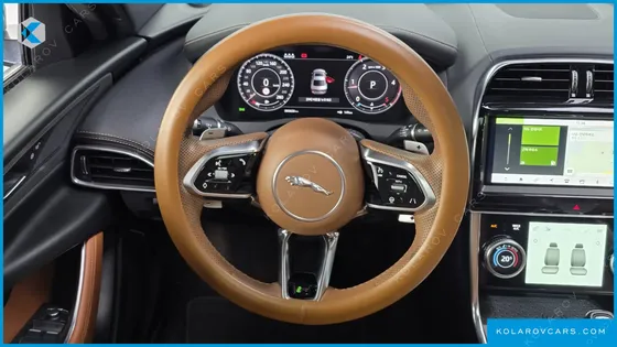 JAGUAR XE D180 R-DYNAMIC S