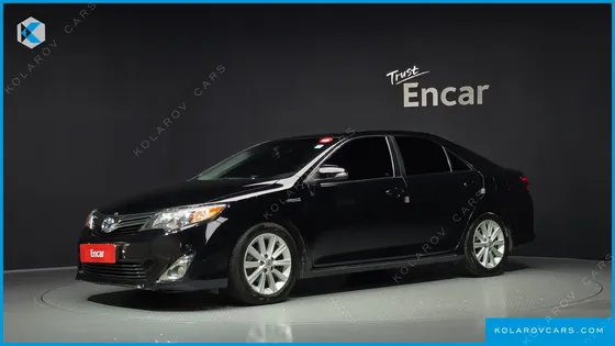 TOYOTA CAMRY HYBRID XLE