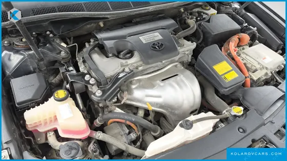 TOYOTA CAMRY HYBRID XLE