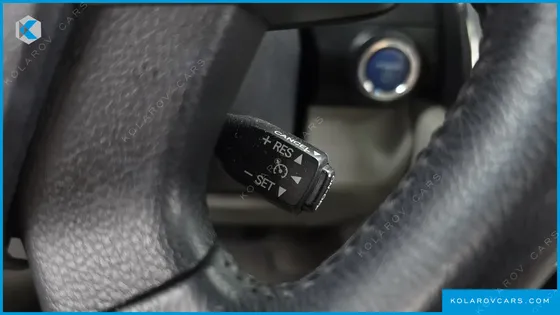 TOYOTA CAMRY HYBRID XLE