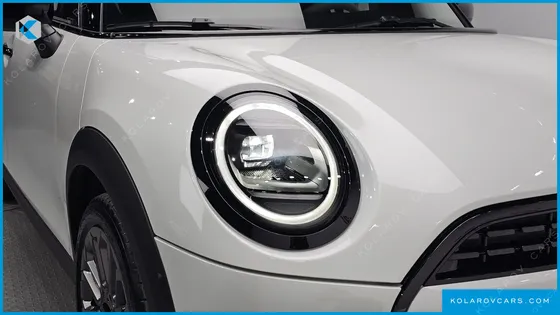 MINI COOPER 5DOOR ESSENTIAL
