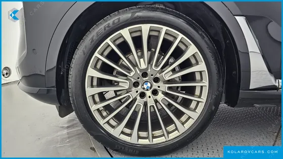 BMW X7 XDRIVE 40I DESIGN PURE EXCELLENCE 7-SEATER
