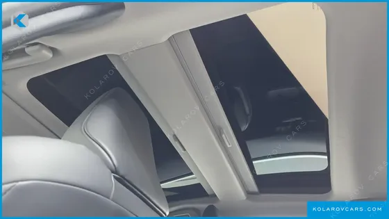 TOYOTA PRIUS 2.0 XLE