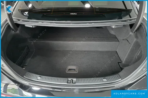 MERCEDES E-CLASS E300E 4MATIC EXCLUSIVE