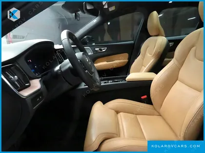 VOLVO XC60 T8 ULTRA BRIGHT