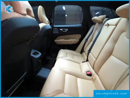 VOLVO XC60 T8 ULTRA BRIGHT