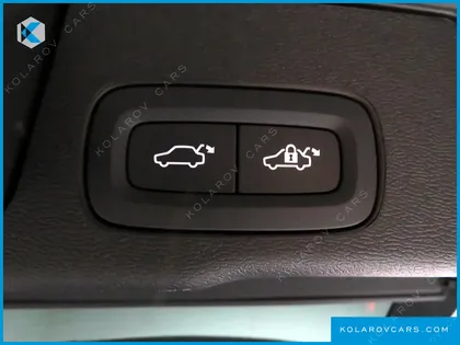 VOLVO XC60 T8 ULTRA BRIGHT