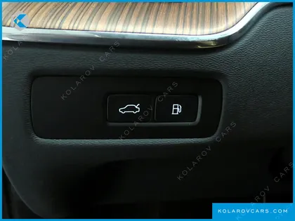 VOLVO XC60 T8 ULTRA BRIGHT
