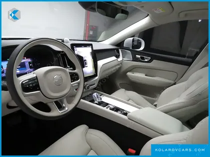 VOLVO XC60 T8 ULTRA BRIGHT