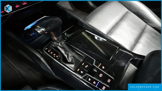 KIA K7 3.0 LPI LUXURY (RENTAL CAR)