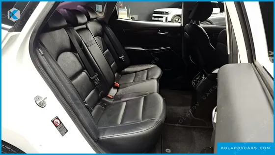 KIA K7 3.0 LPI LUXURY (RENTAL CAR)
