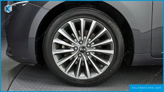KIA K7 3.0 LPI PRESTIGE (RENTAL CAR)
