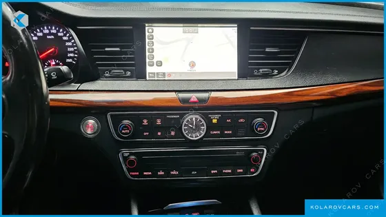 KIA K7 3.0 LPI LUXURY (RENTAL CAR)
