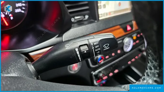 KIA K7 3.0 LPI LUXURY (RENTAL CAR)