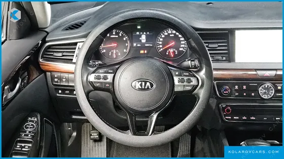 KIA K7 3.0 LPI LUXURY (RENTAL CAR)