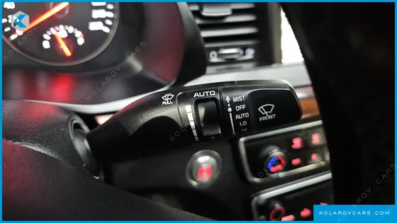 KIA K7 3.0 LPI LUXURY (RENTAL CAR)