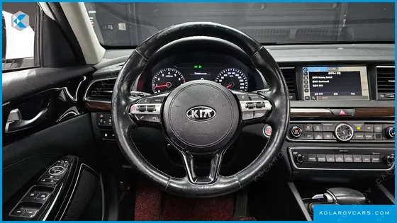 KIA K7 3.0 LPI LUXURY (RENTAL CAR)