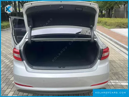 HYUNDAI SONATA 2.0 STYLE
