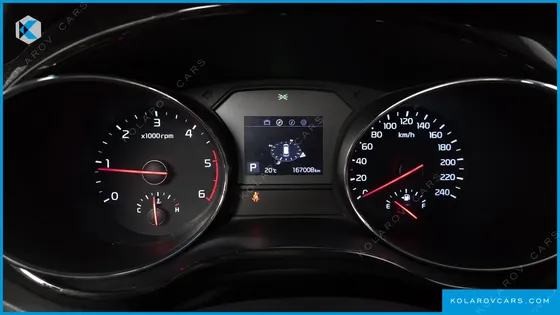KIA CARNIVAL 9-SEATER PRSTIGE