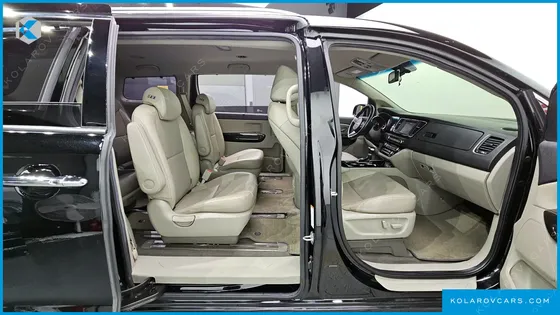 KIA CARNIVAL 9-SEATER PRSTIGE