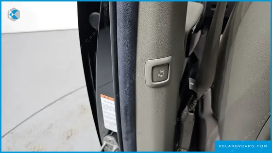 KIA CARNIVAL 9-SEATER PRSTIGE