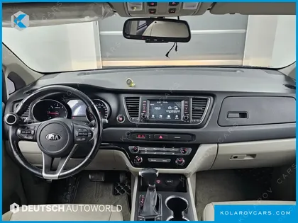 KIA CARNIVAL 9-SEATER LUXURY