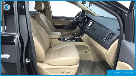 KIA CARNIVAL GASOLINE 9-SEATER HI-LIMOUSINE