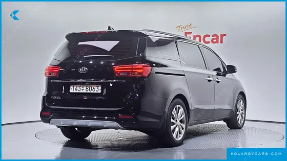 KIA CARNIVAL 9-SEATER PRSTIGE