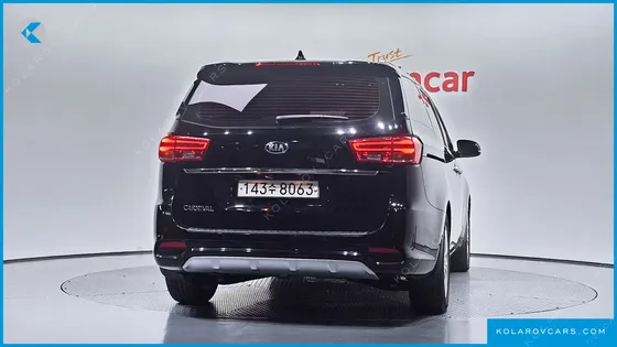 KIA CARNIVAL 9-SEATER PRSTIGE