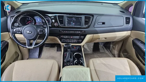 KIA CARNIVAL 9-SEATER PRSTIGE