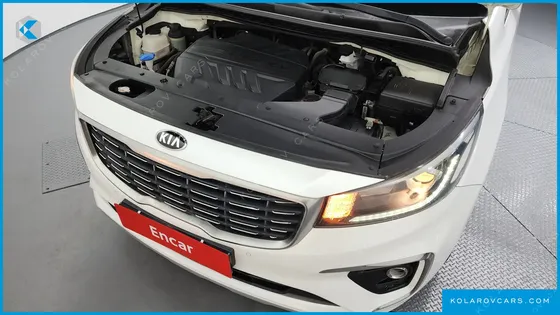 KIA CARNIVAL 9-SEATER PRSTIGE