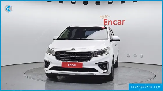 KIA CARNIVAL 9-SEATER LUXURY