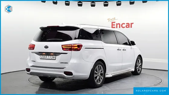 KIA CARNIVAL 7-SEATER LIMOUSINE
