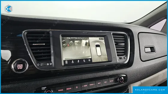 KIA CARNIVAL 7-SEATER LIMOUSINE